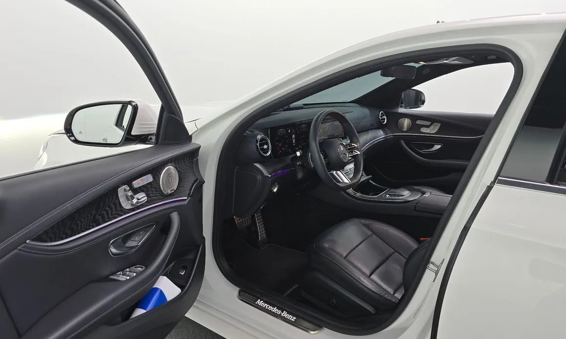 Mercedes-Benz E-Class 2023 из KR, фото 4