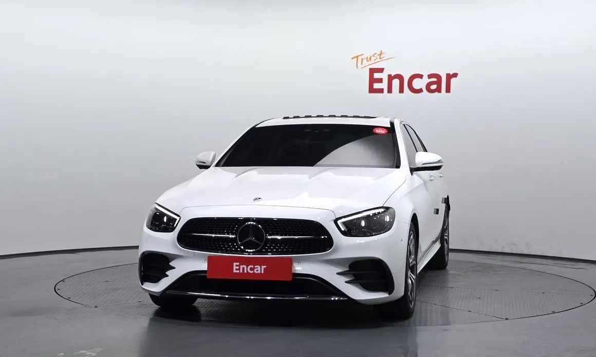 Mercedes-Benz E-Class 2023 из KR, фото 2