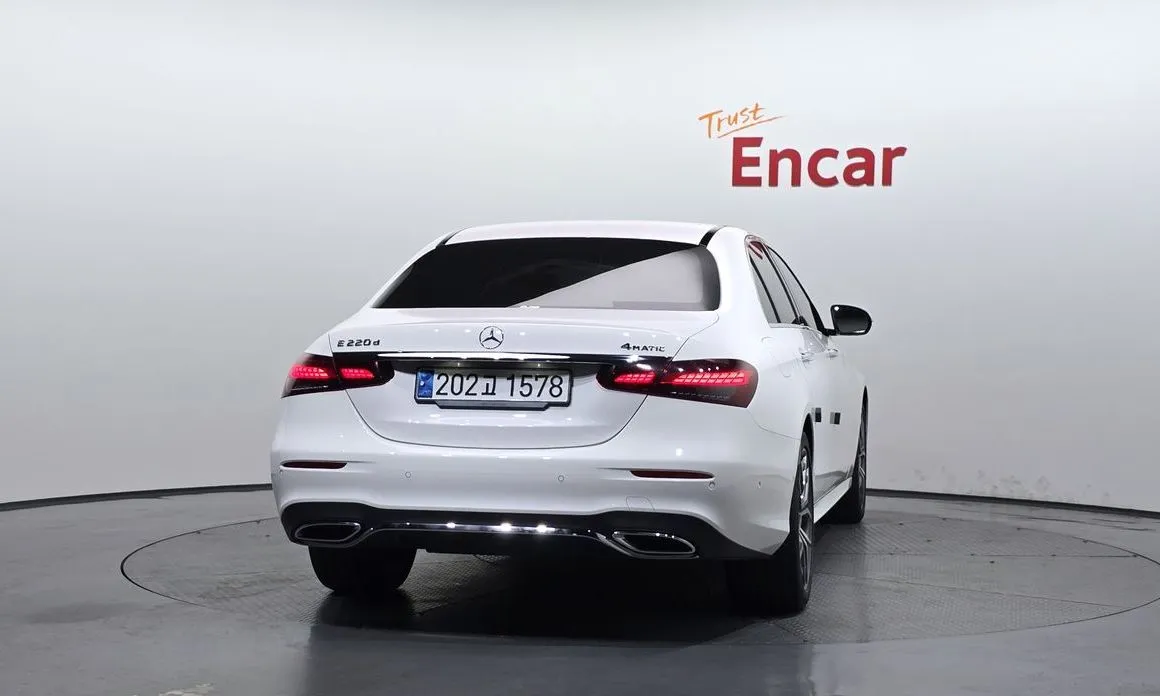 Mercedes-Benz E-Class 2023 из KR, фото 8
