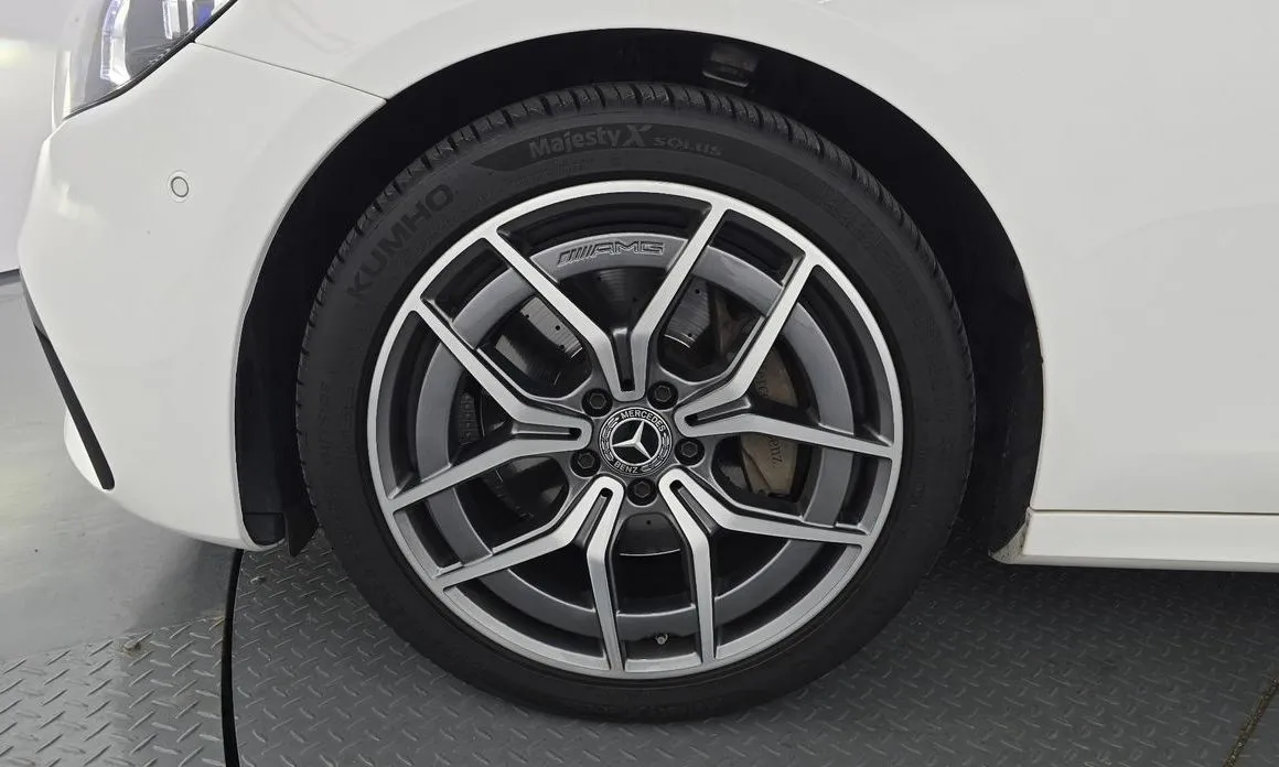 Mercedes-Benz E-Class 2023 из KR, фото 6