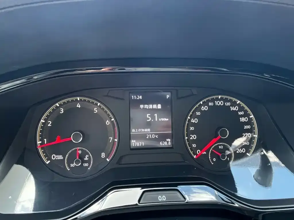 Volkswagen Bora 2022 из CN, фото 9
