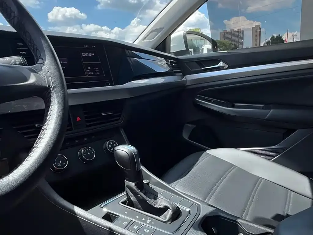 Volkswagen Bora 2022 из CN, фото 5