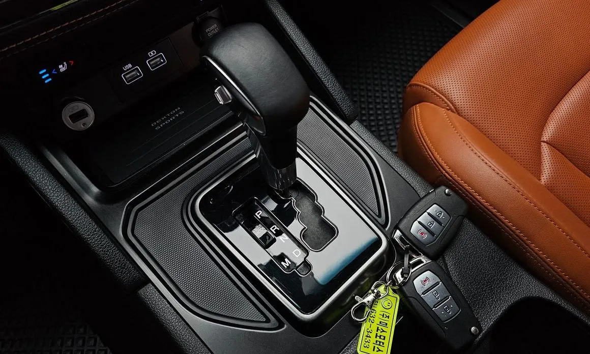 KG Mobility (Ssangyong) Rexton — фото 3