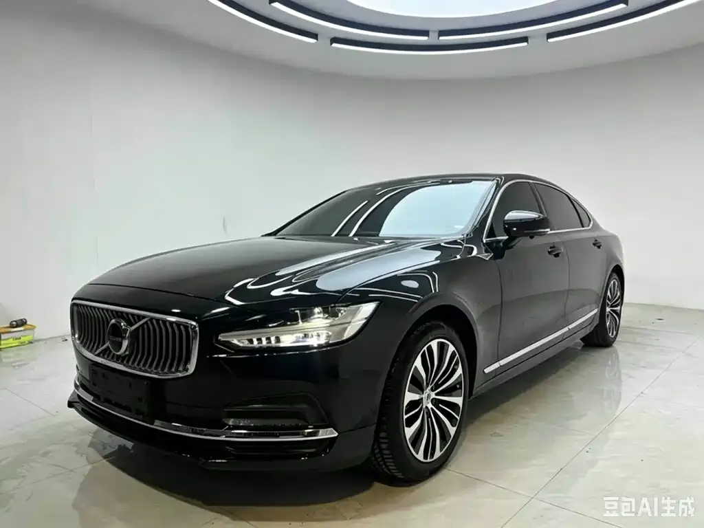 Volvo S90 — фото 1