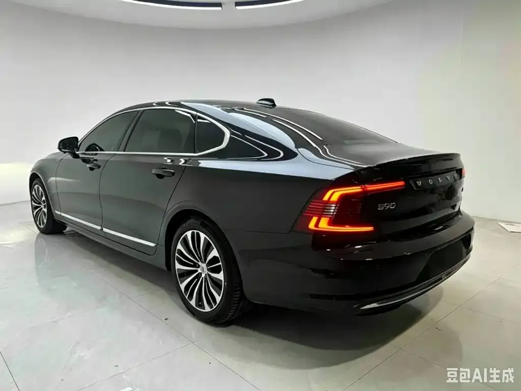 Volvo S90 — фото 6