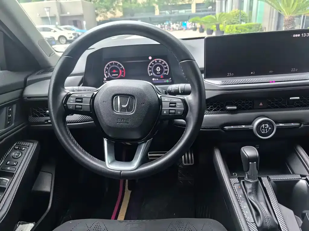 Honda Accord — фото 2