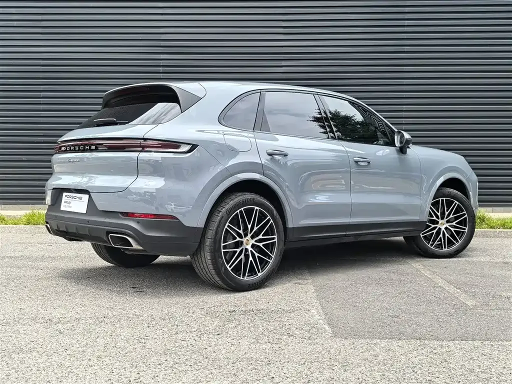 Porsche Cayenne — фото 4