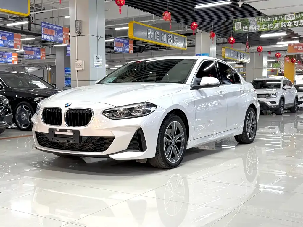 BMW 1 Series — фото 1
