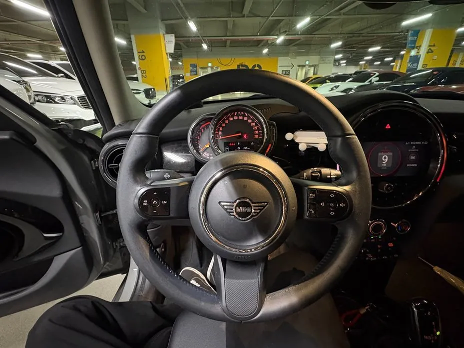 Mini Cooper 2022 из KR, фото 8