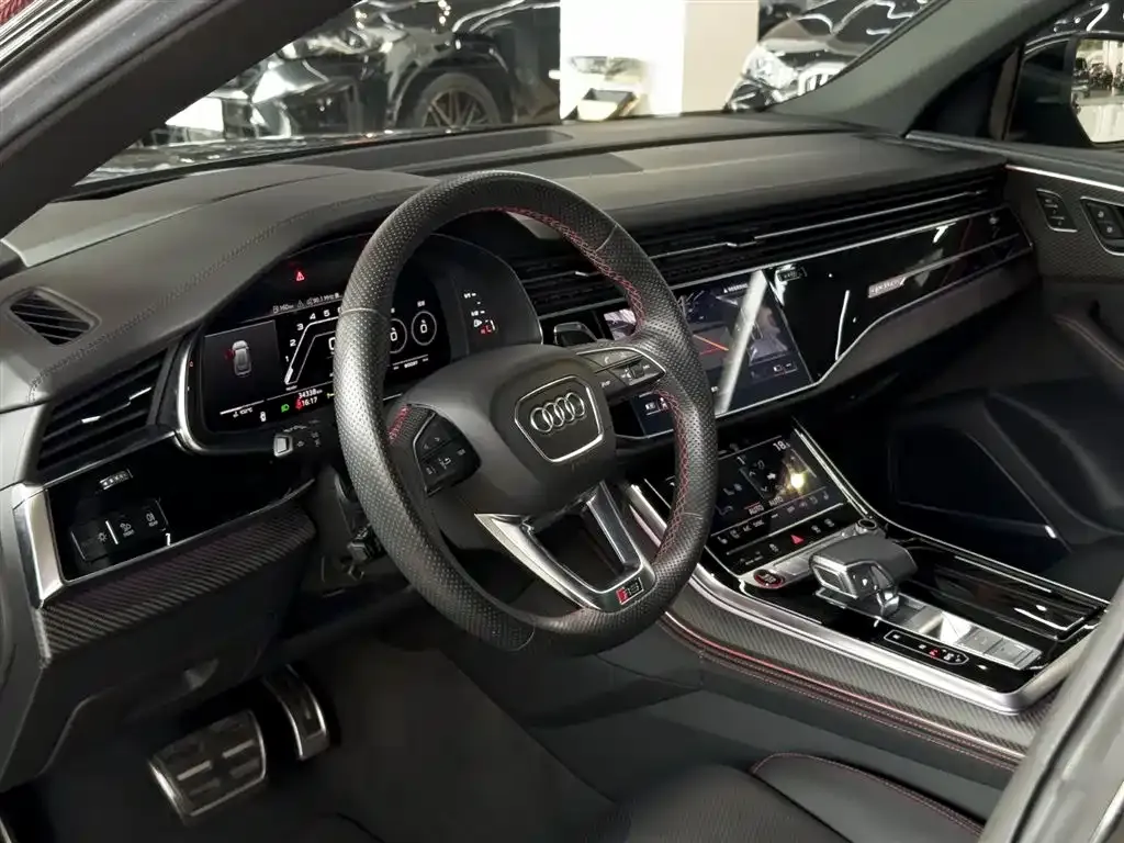 Audi RS Q8 2022 из CN, фото 8