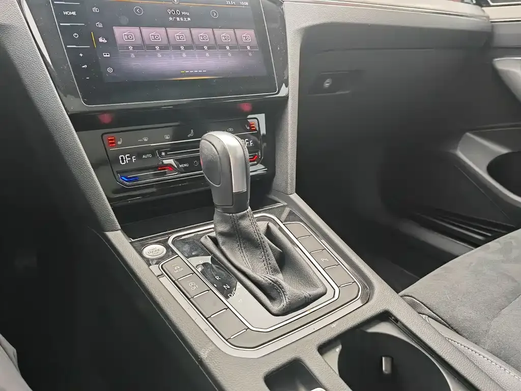 Volkswagen Viloran 2023 из CN, фото 4