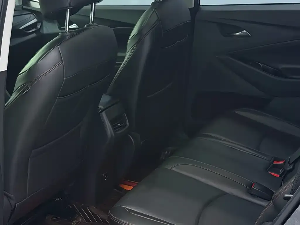 Chevrolet Volando 2022 из CN, фото 2