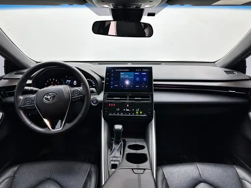 Toyota Avalon — фото 10