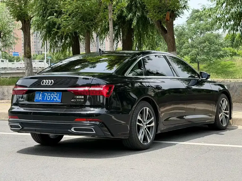 Audi A6L — фото 7