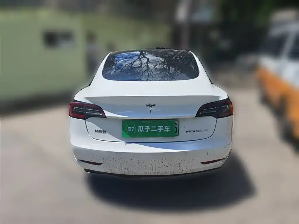 Tesla Model 3 — фото 6