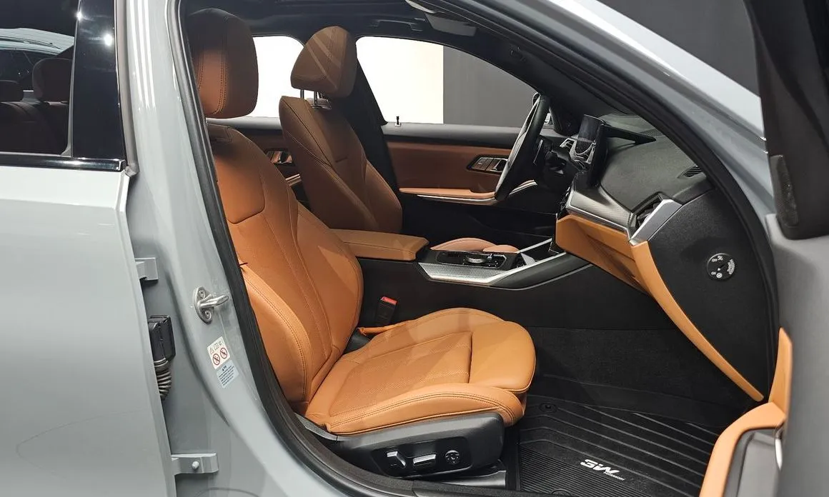 BMW 3-Series 2024 из KR, фото 8