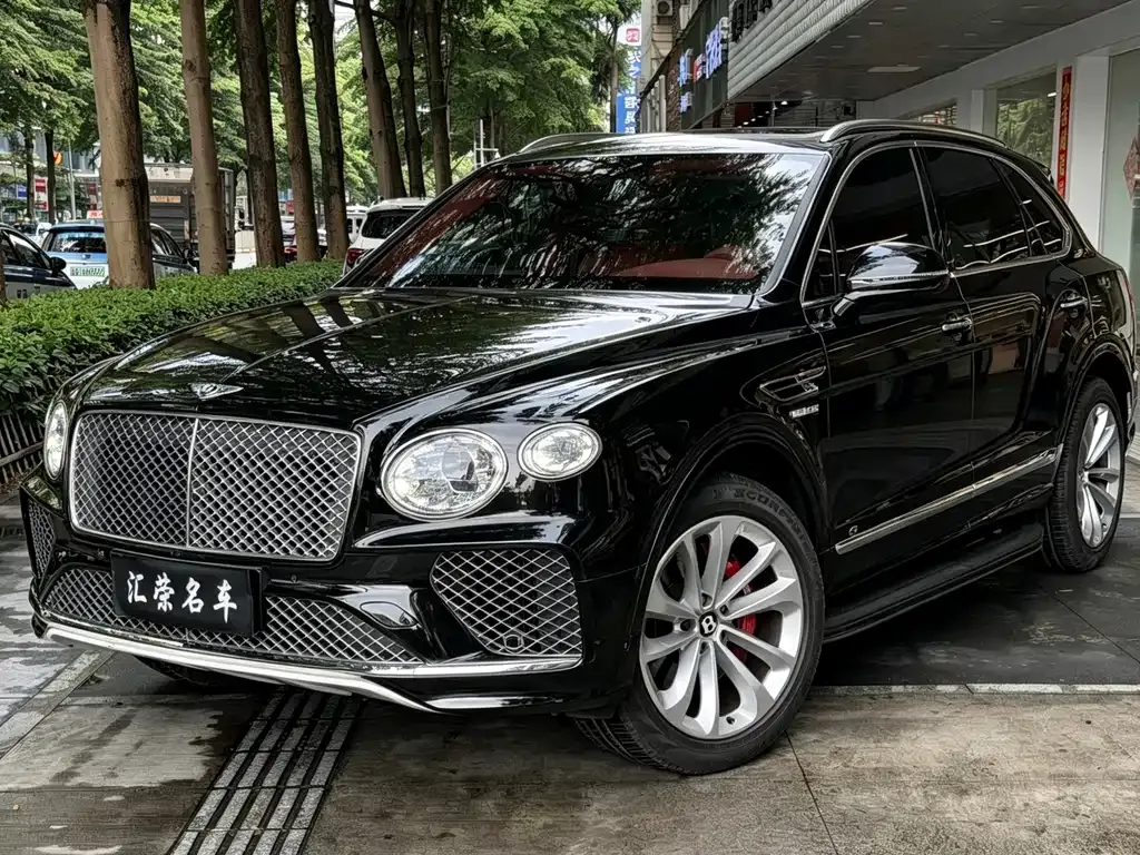 Bentley Bentayga — фото 1