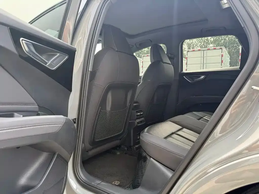 Audi Q4 e-tron 2023 из CN, фото 2