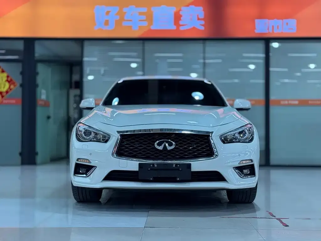 Infiniti Q50L 2023 из CN, фото 4