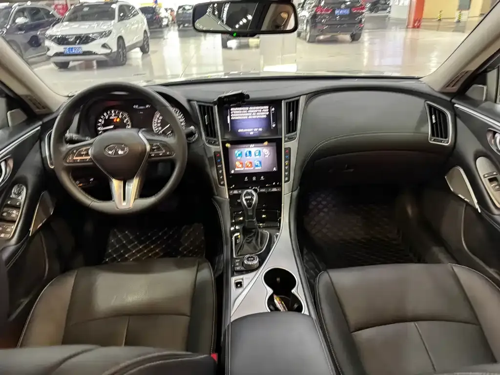 Infiniti Q50L 2023 из CN, фото 7