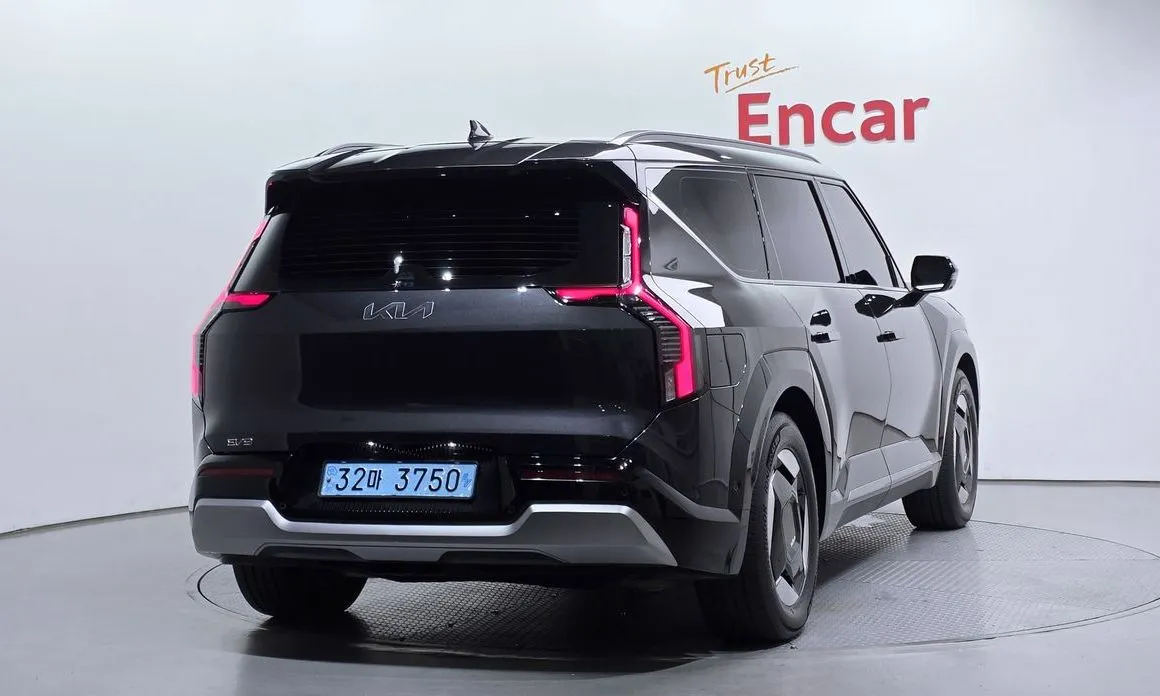 Kia EV9 2024 из KR, фото 4