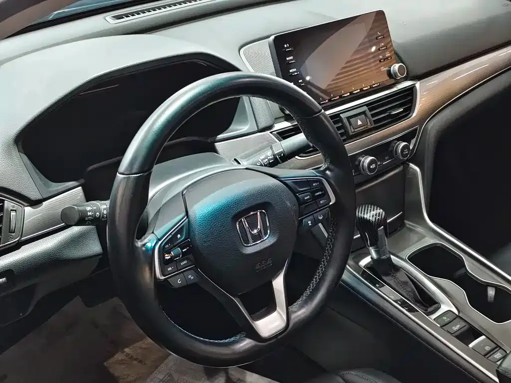 Honda Accord — фото 2
