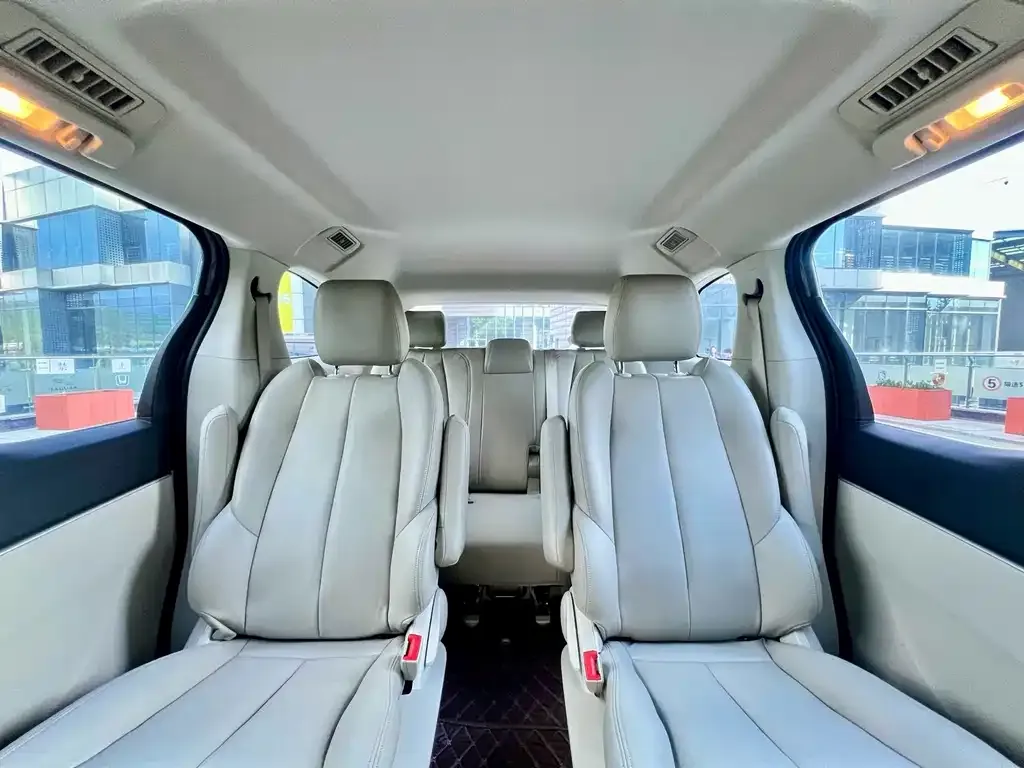 Buick GL8 2024 из CN, фото 3