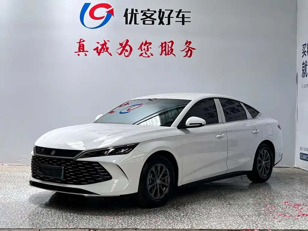 BYD Qin L — фото 1