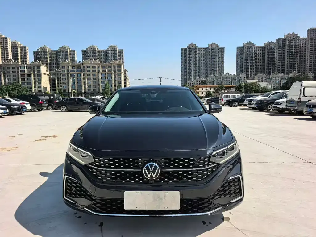 Volkswagen Passat — фото 6