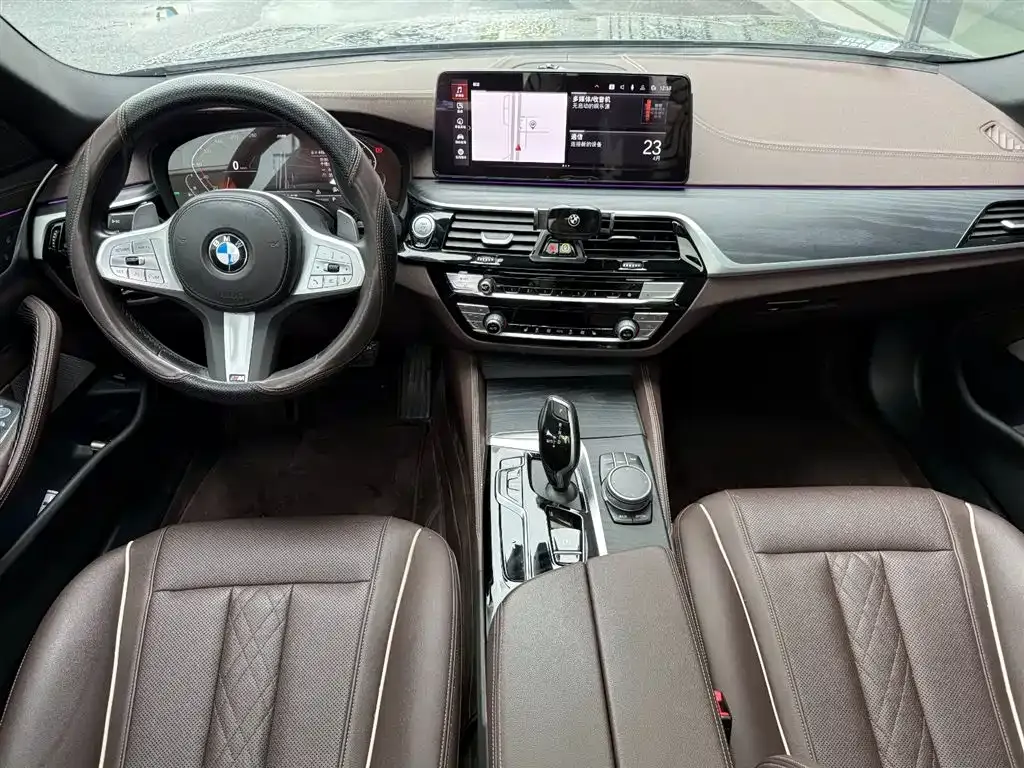 BMW 5 Series — фото 2