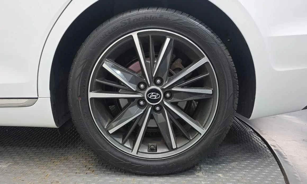 Hyundai Grandeur — фото 10
