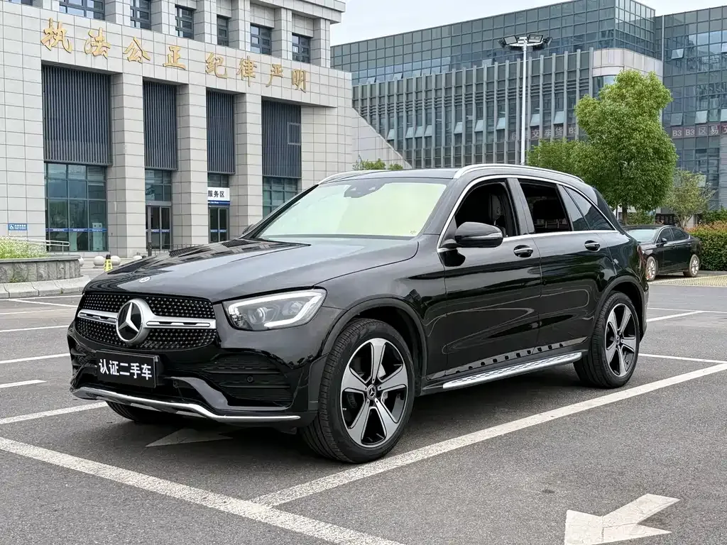 Mercedes-Benz GLC — фото 1