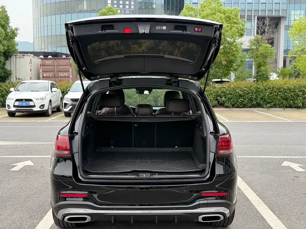 Mercedes-Benz GLC — фото 2