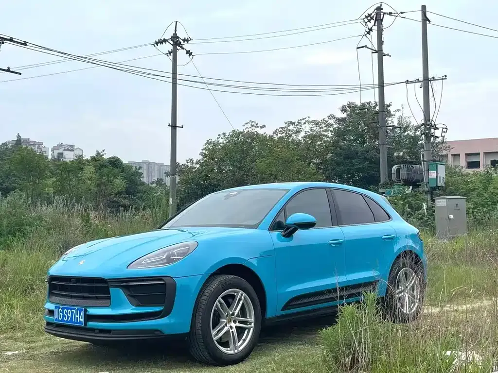 Porsche Macan — фото 1