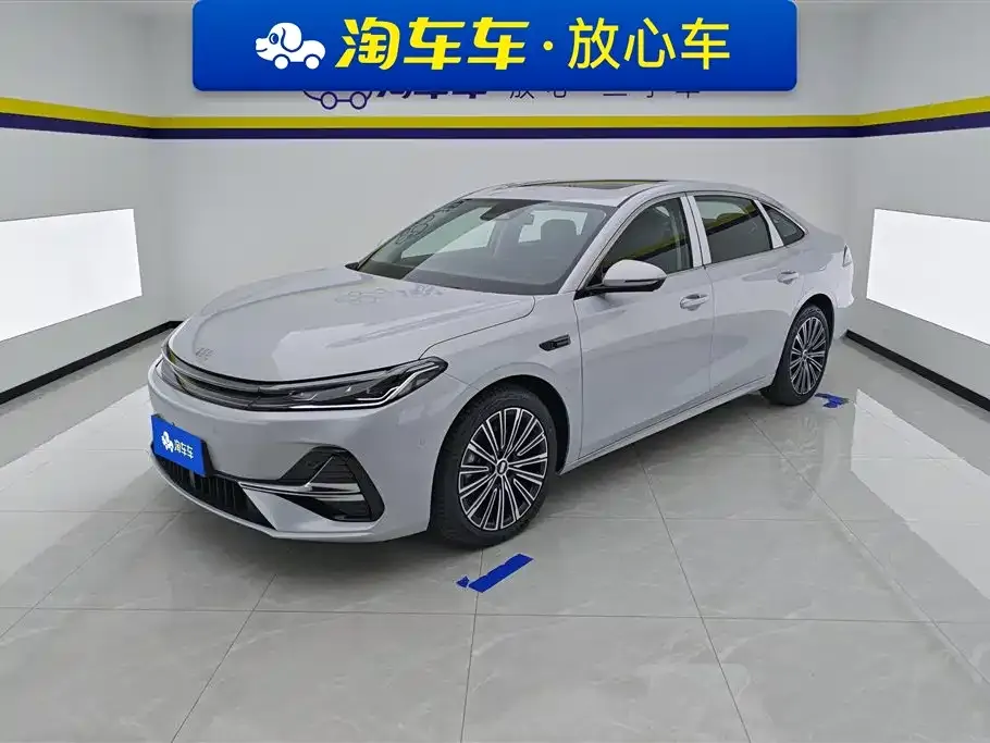 Geely 银河A7 EM — фото 1