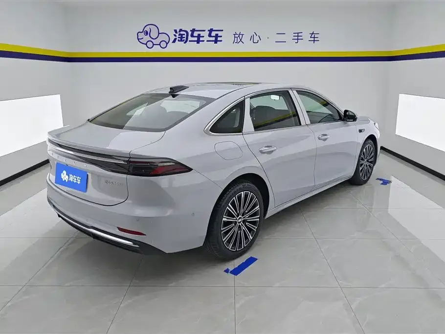 Geely 银河A7 EM — фото 7
