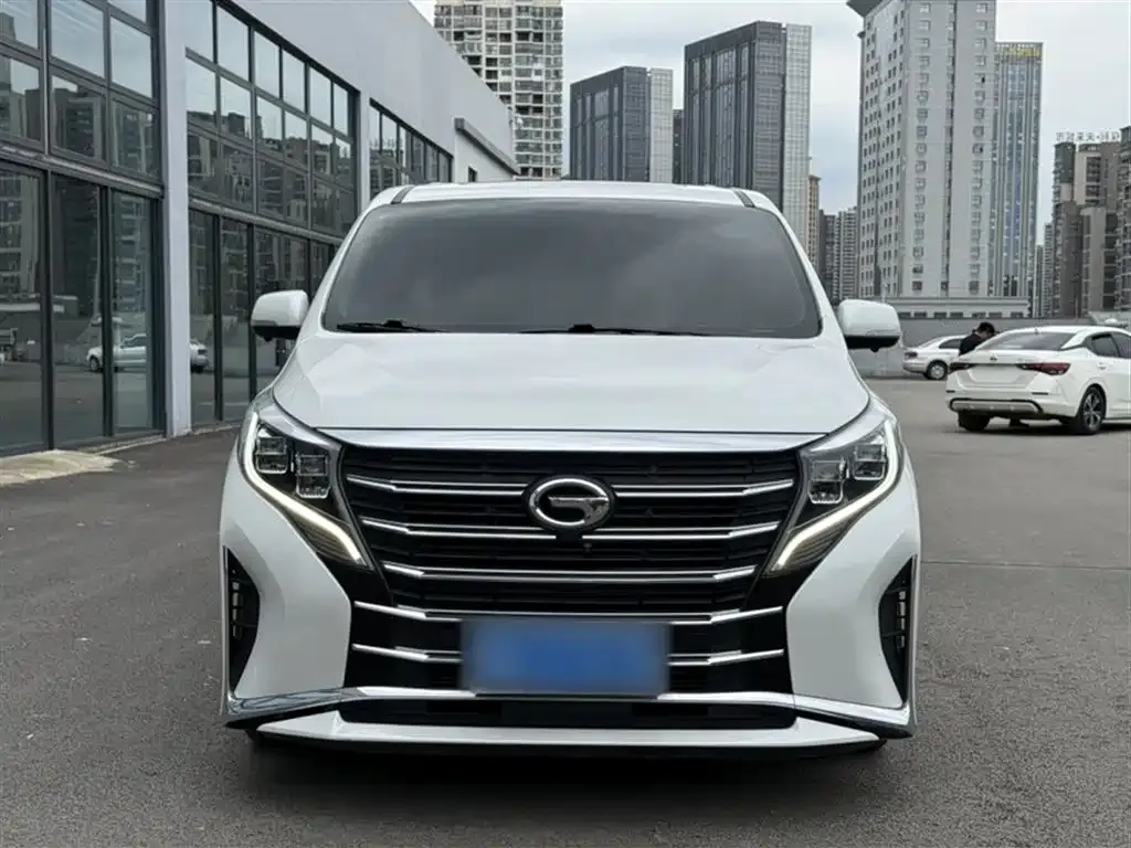 GAC Motor Trumpchi M8 — фото 9