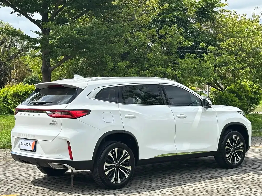 Exeed Lingyun 2024 из CN, фото 9