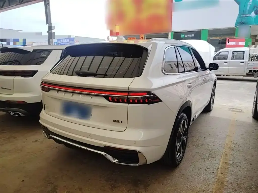 Geely Xingyue L — фото 3