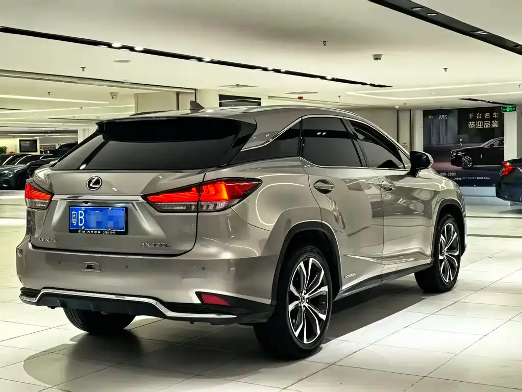 Lexus RX — фото 6