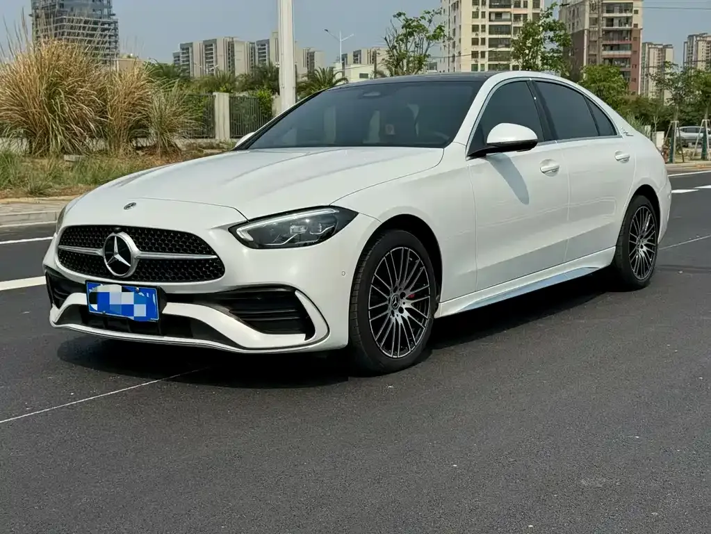 Mercedes-Benz C-Class — фото 1