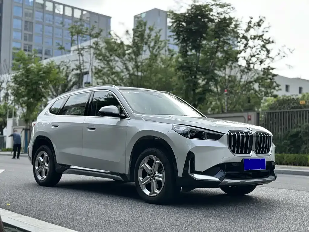 BMW X1 — фото 6