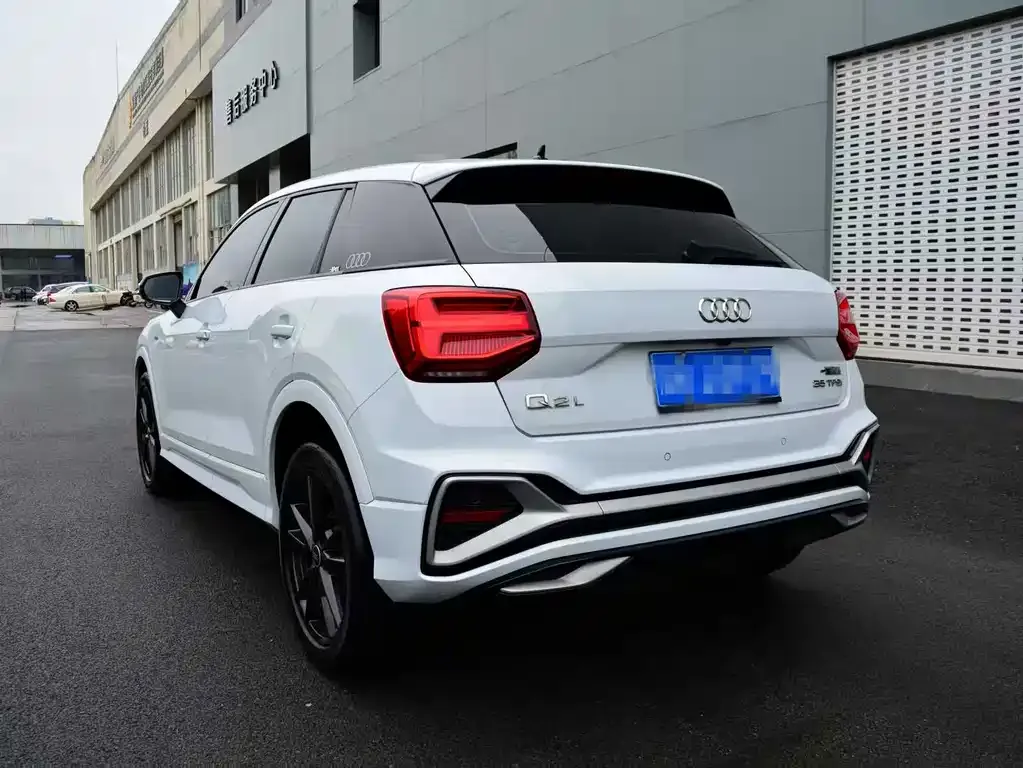 Audi Q2L 2022 из CN, фото 8