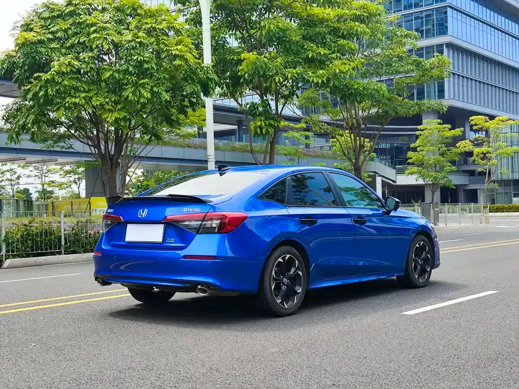 Honda Civic — фото 5