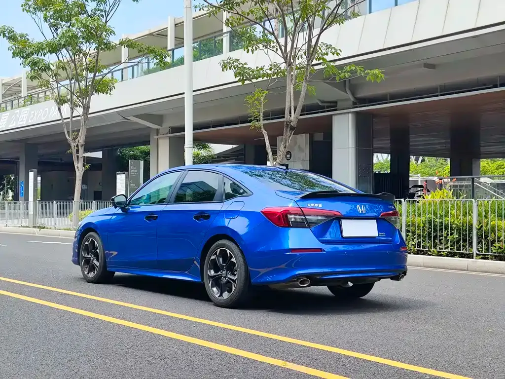 Honda Civic — фото 9