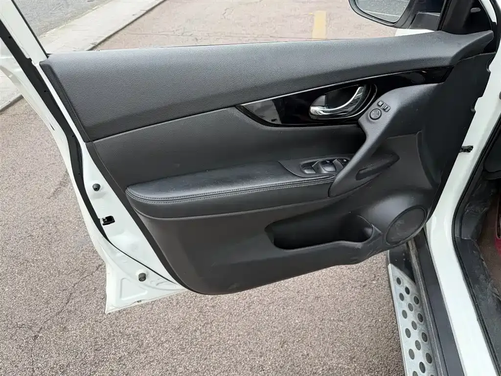Nissan X-Trail 2024 из CN, фото 9