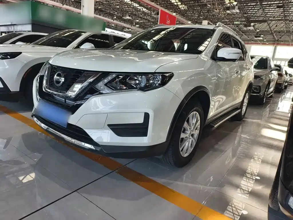 Nissan X-Trail — фото 8