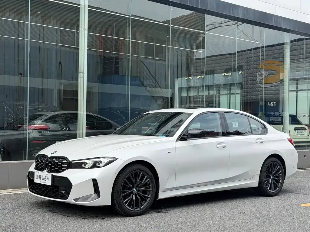 BMW 3 Series — фото 1