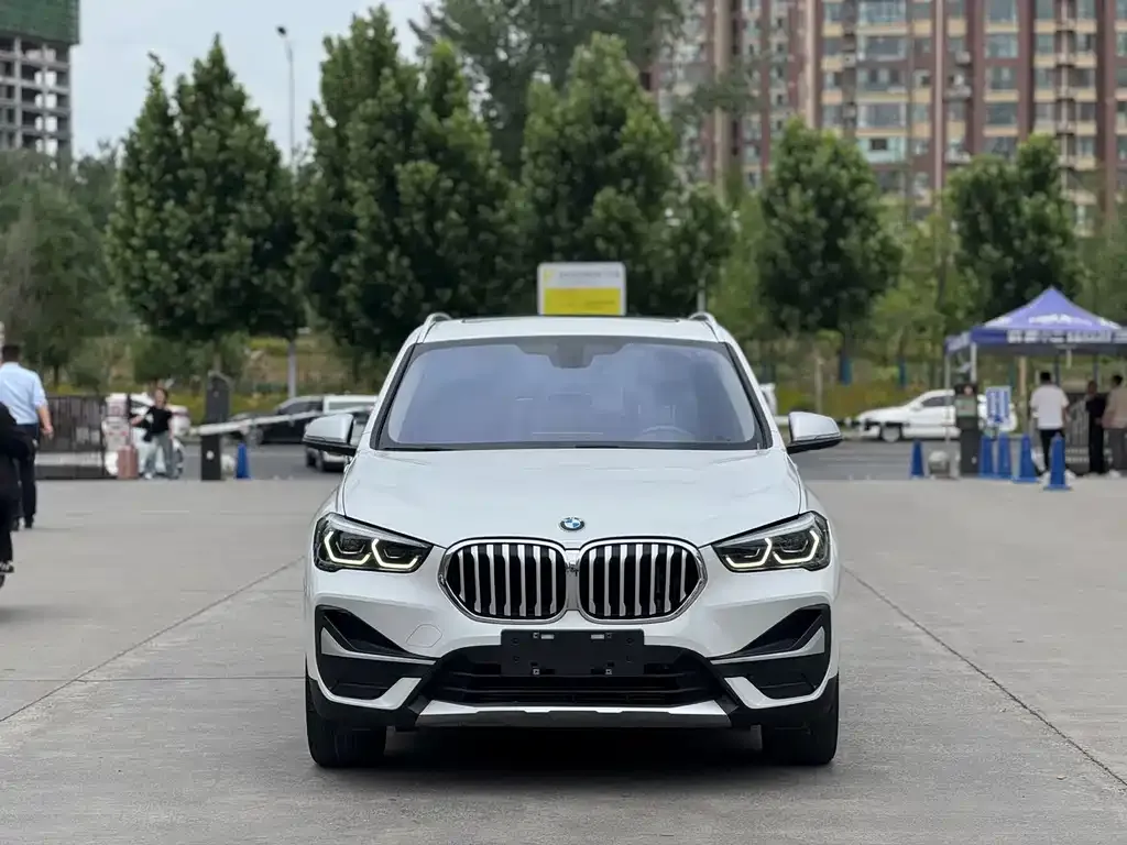 BMW X1 — фото 4