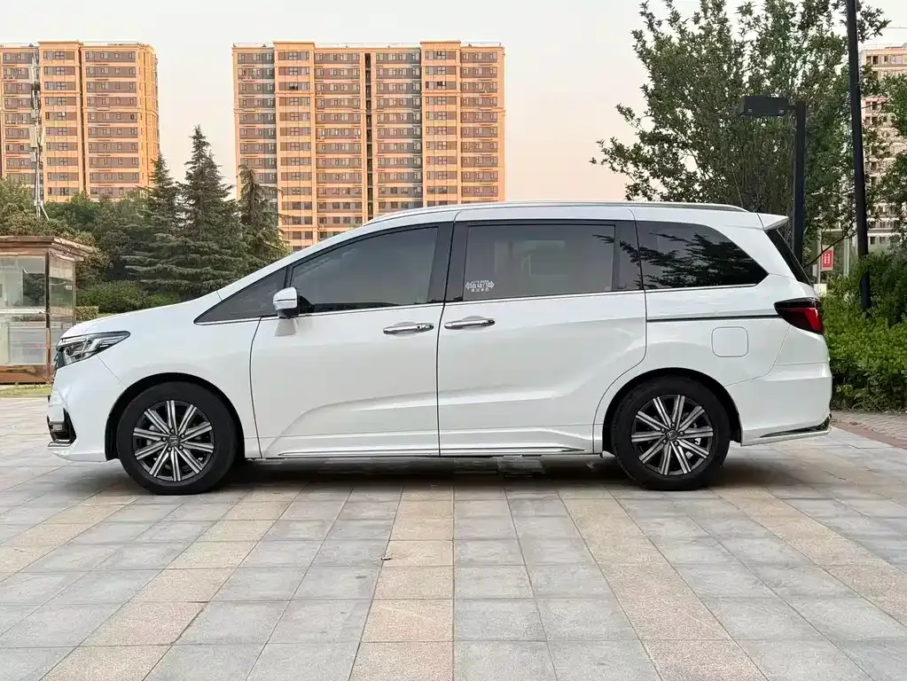 Honda Odyssey 2022 из CN, фото 8
